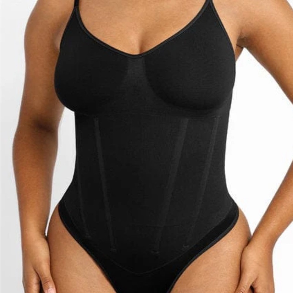 Black Shapewear Bodysuit with Seamless Finish